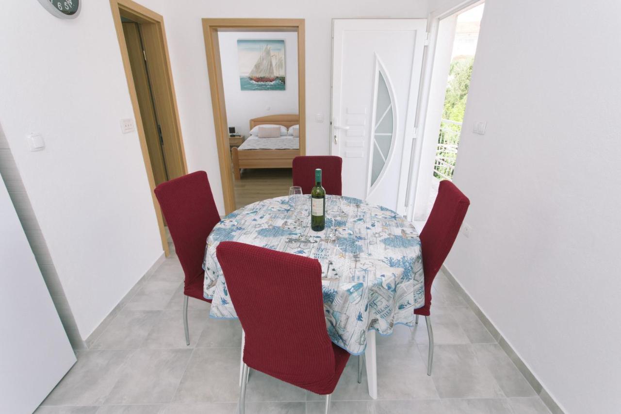 Ferienwohnung Apartman Paula 2 Vinišće Exterior foto