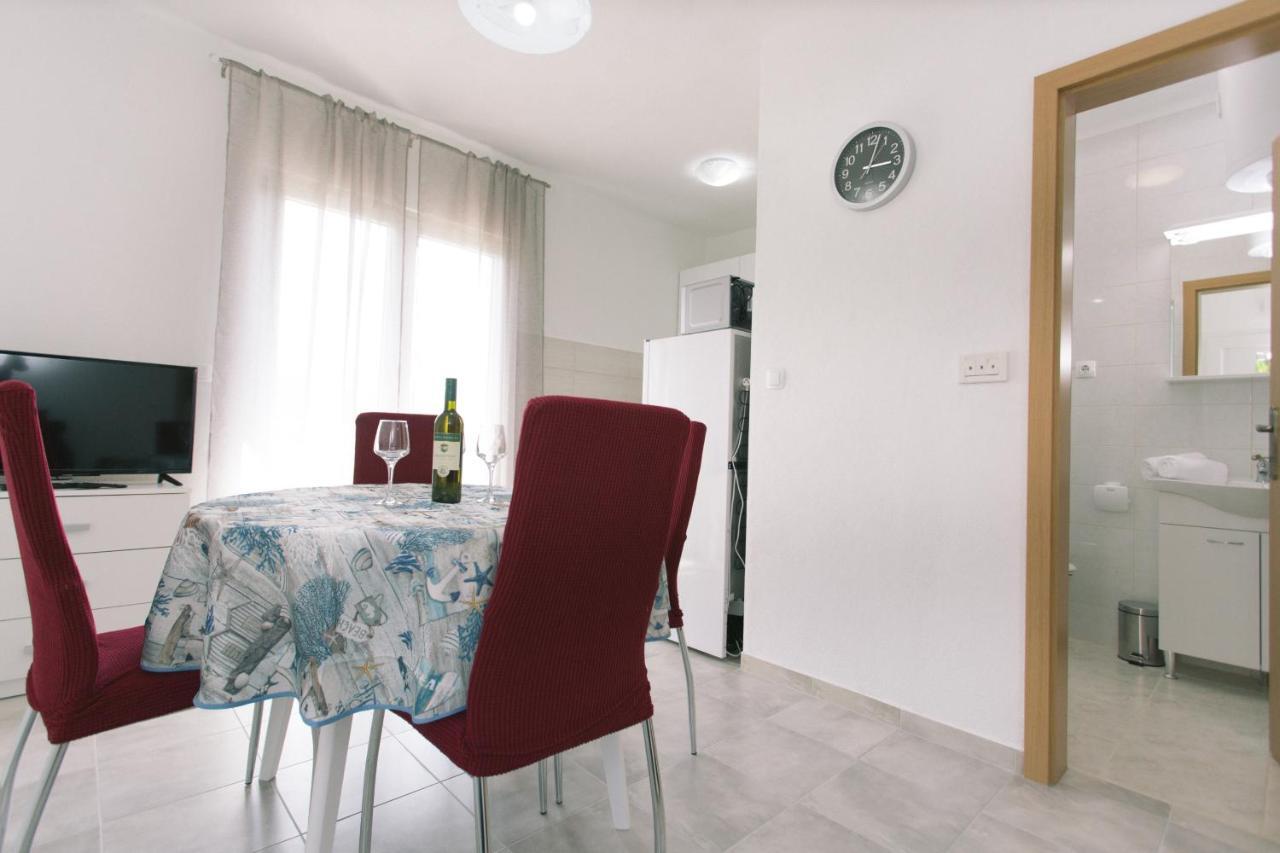 Ferienwohnung Apartman Paula 2 Vinišće Exterior foto